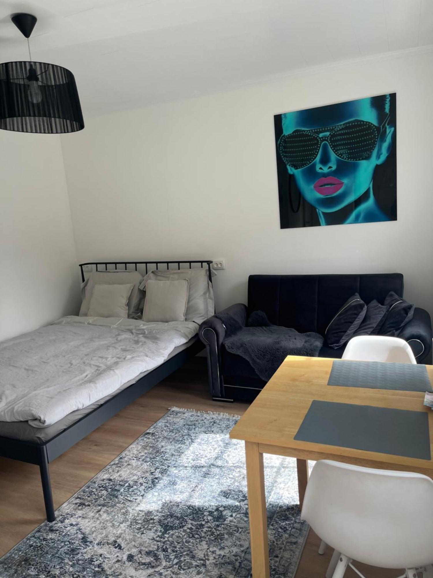 Ally'S Urban Cozy Studio Juhkentali 42 Near City Tallinn Kültér fotó